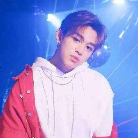 黄旭熙最新爆料九个小时,揭秘娱乐圈幕后真相 第3张 黄旭熙最新爆料九个小时,揭秘娱乐圈幕后真相 第3张